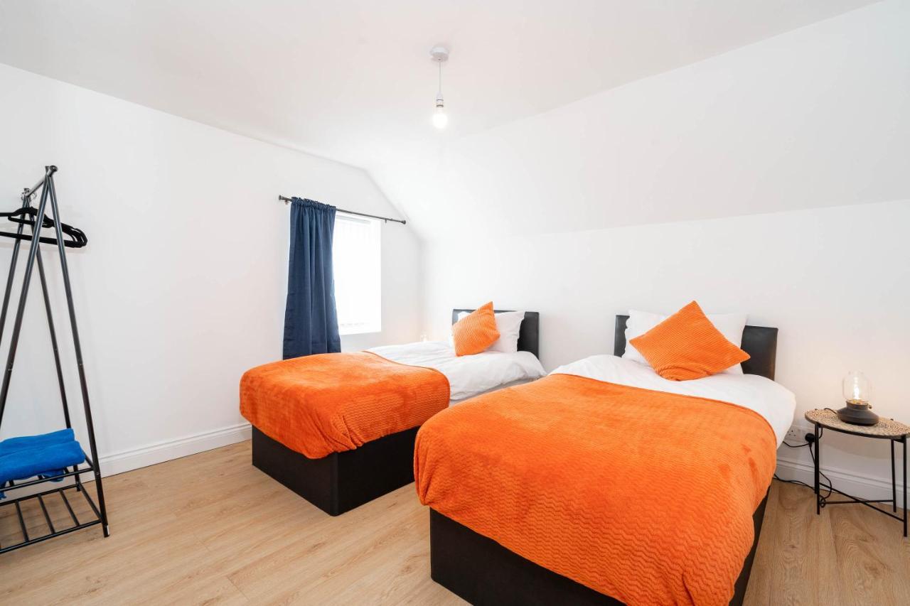 2 Bedroom Loft And Spacious Apt- One Choice Stays- Jq Бирмингем Экстерьер фото