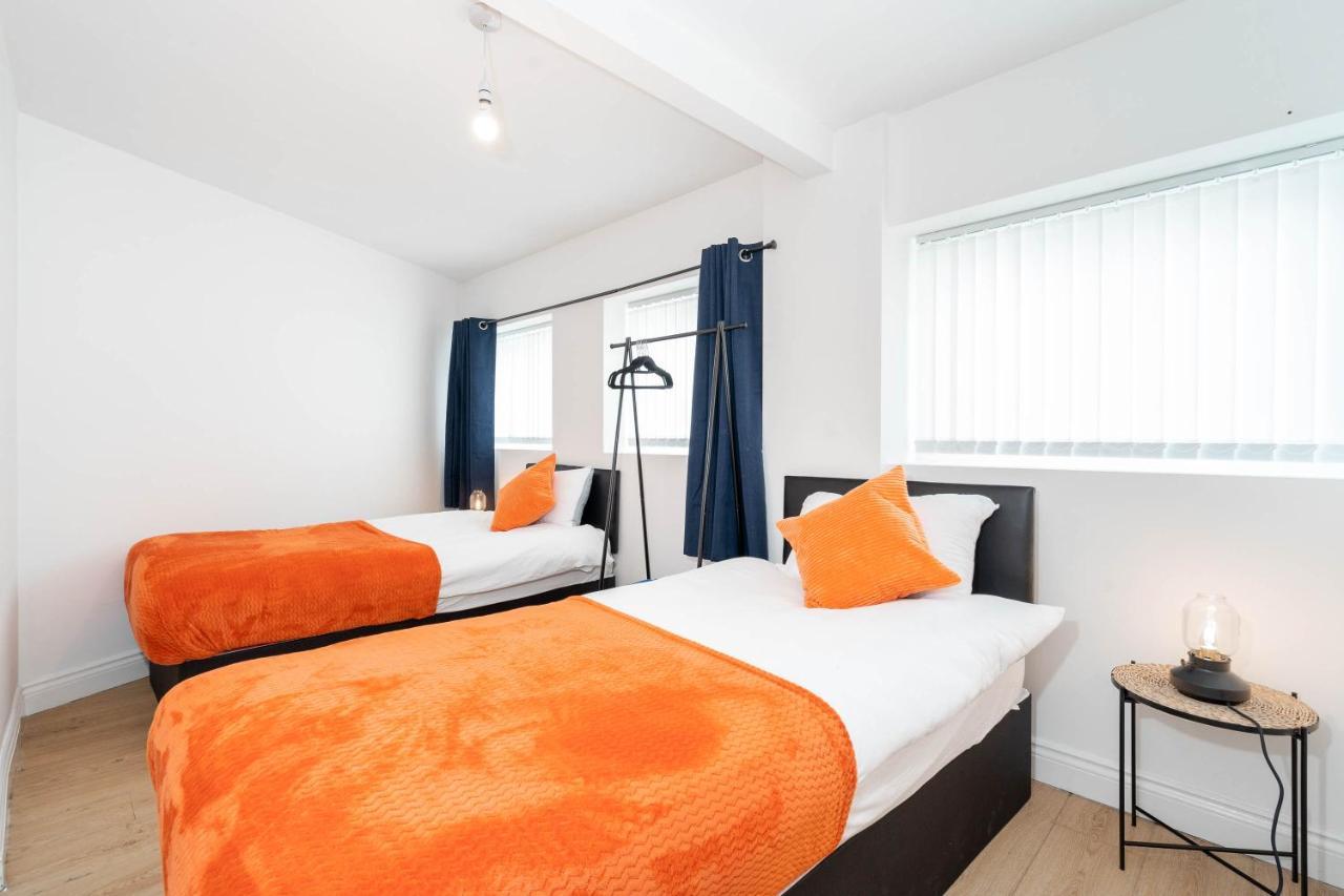 2 Bedroom Loft And Spacious Apt- One Choice Stays- Jq Бирмингем Экстерьер фото